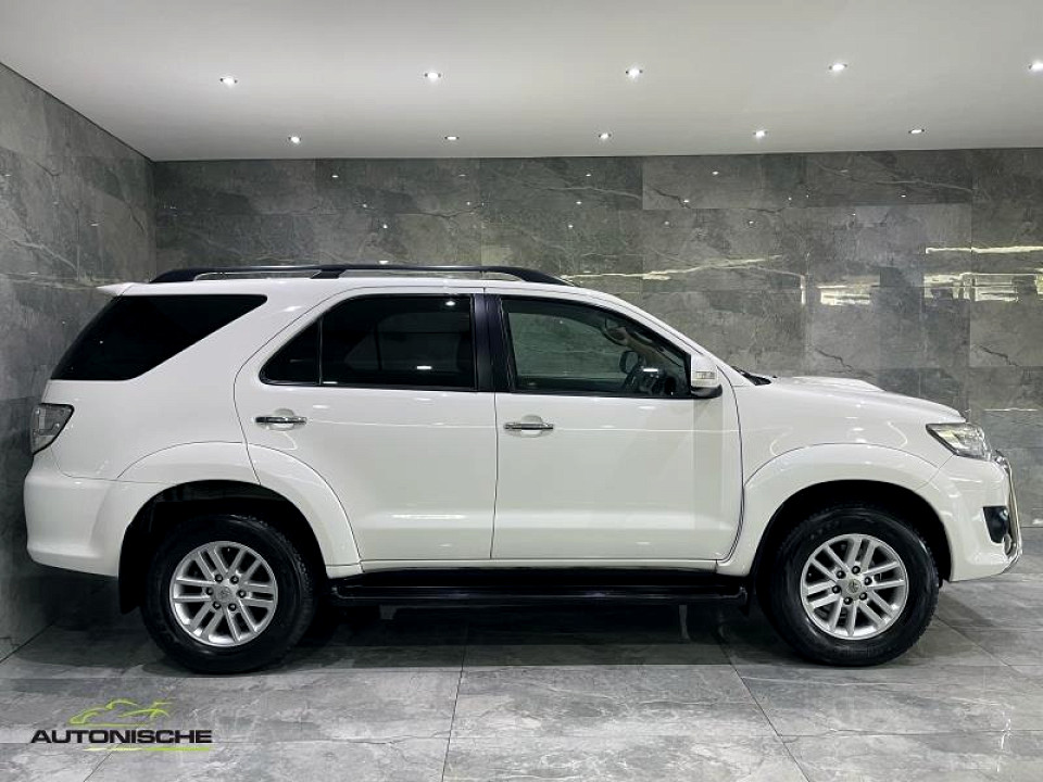 Toyota Fortuner 3.0D-4D R/B auto, image 2