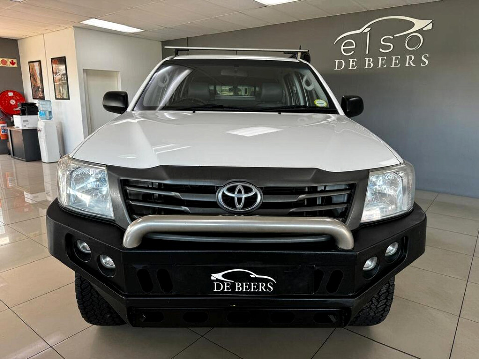 TOYOTA HILUX 2.5D-4D SRX 4X4 P/U D/C, image 2