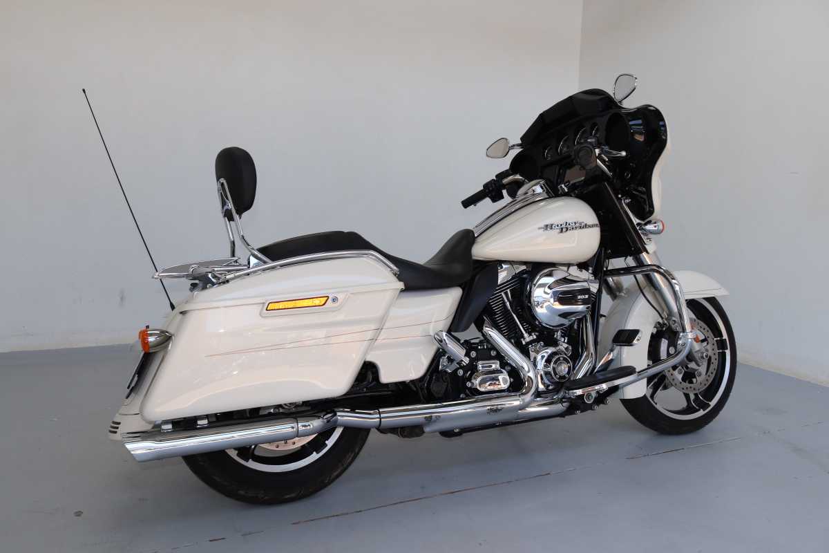 HARLEY DAVIDSON STREET GLIDE SPECIAL 114, image 2