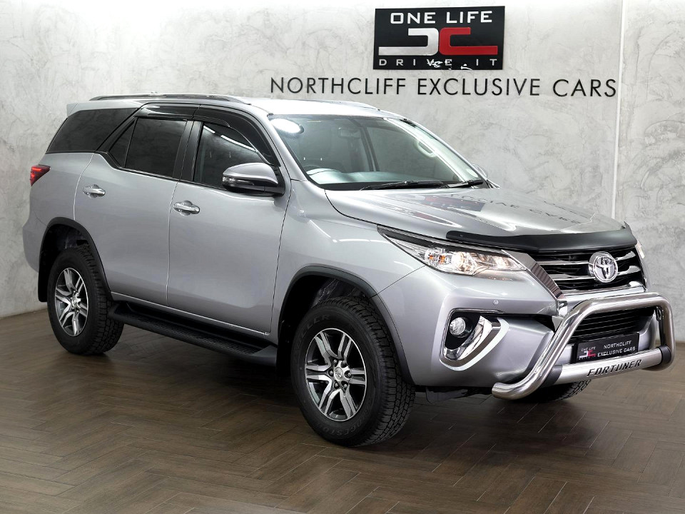 TOYOTA FORTUNER 2.4GD-6 R/B A/T, image 2