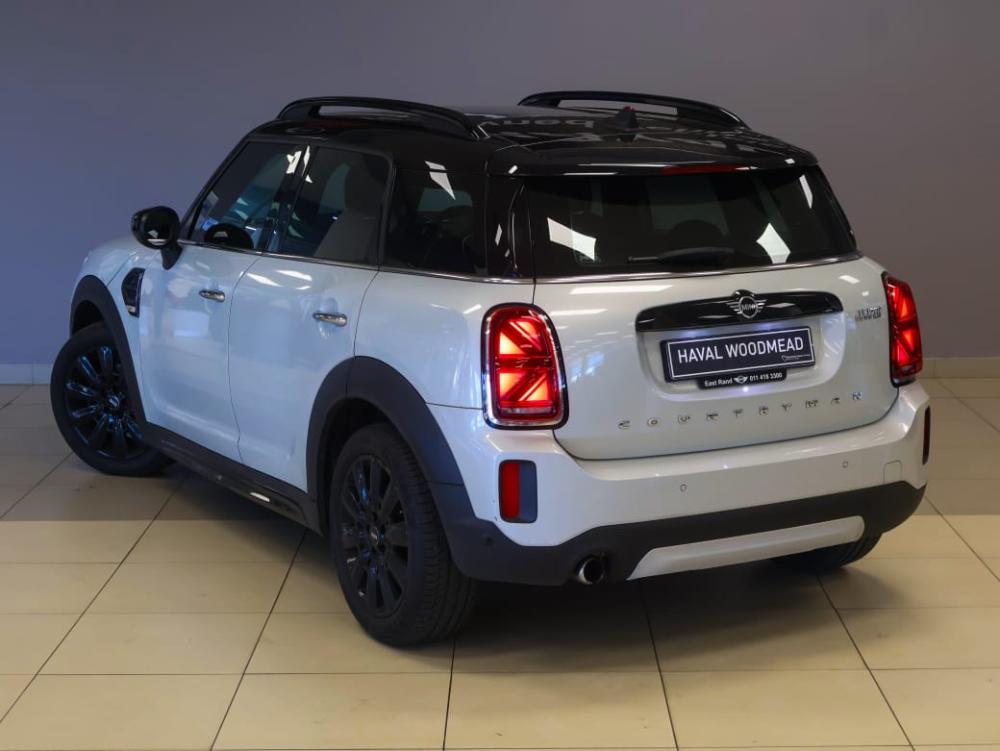 MINI Cooper Countryman Auto, image 2