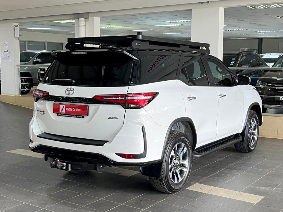 TOYOTA FORTUNER 2.8 GD-6 4X4 AT (MHEV), image 2