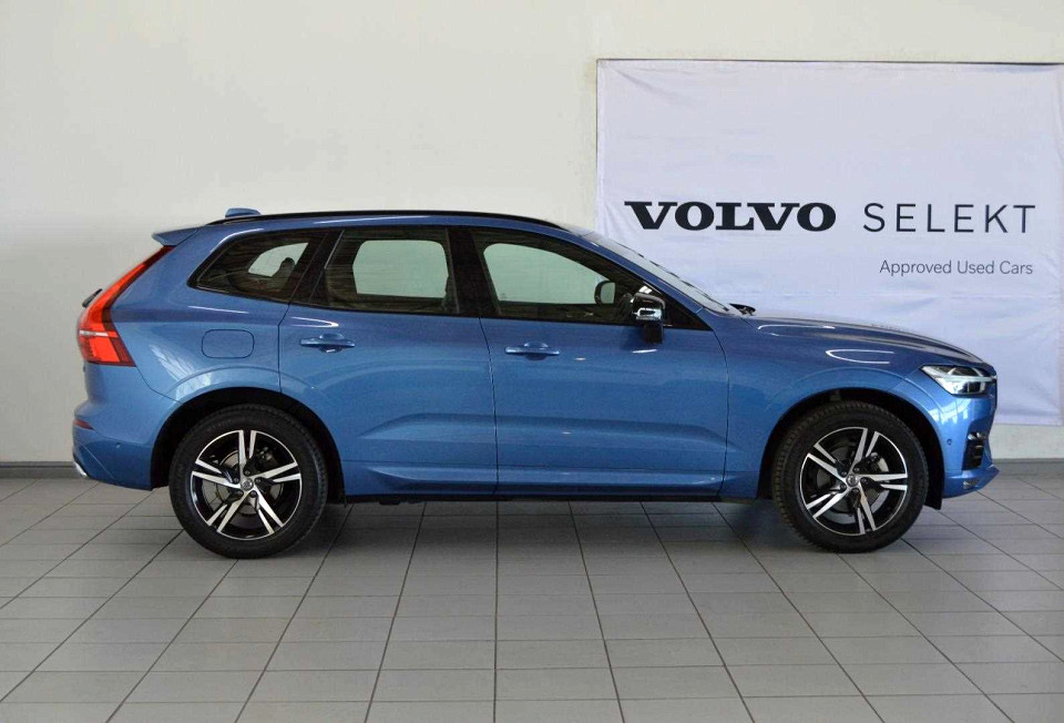 Volvo XC60 D4 AWD R-Design, image 2