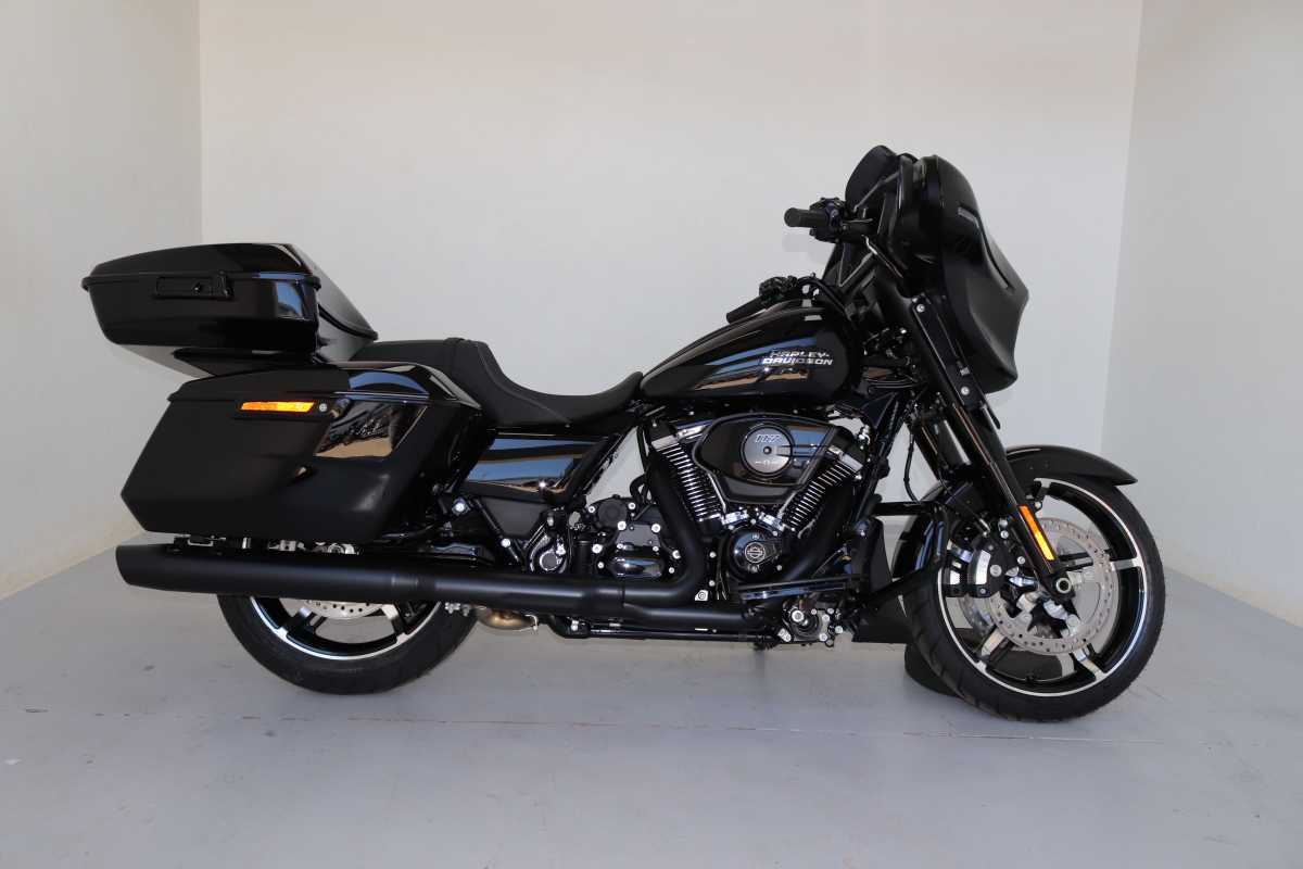 HARLEY DAVIDSON STREET GLIDE, image 1