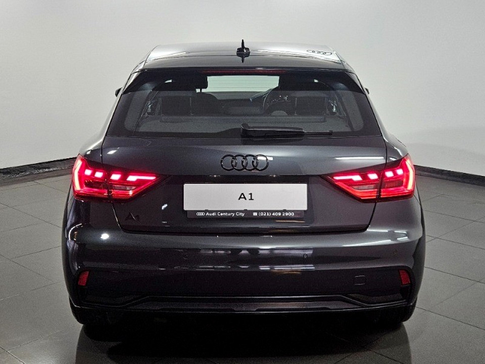 AUDI A1 SPORTBACK 30 TFSI ADVANCED S-TRONIC, image 2