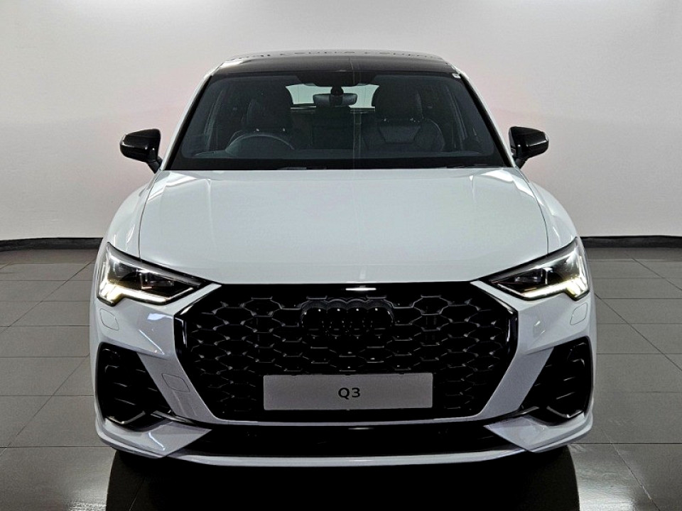 AUDI Q3 SPORTBACK 35 TFSI BLACK EDITION, image 2