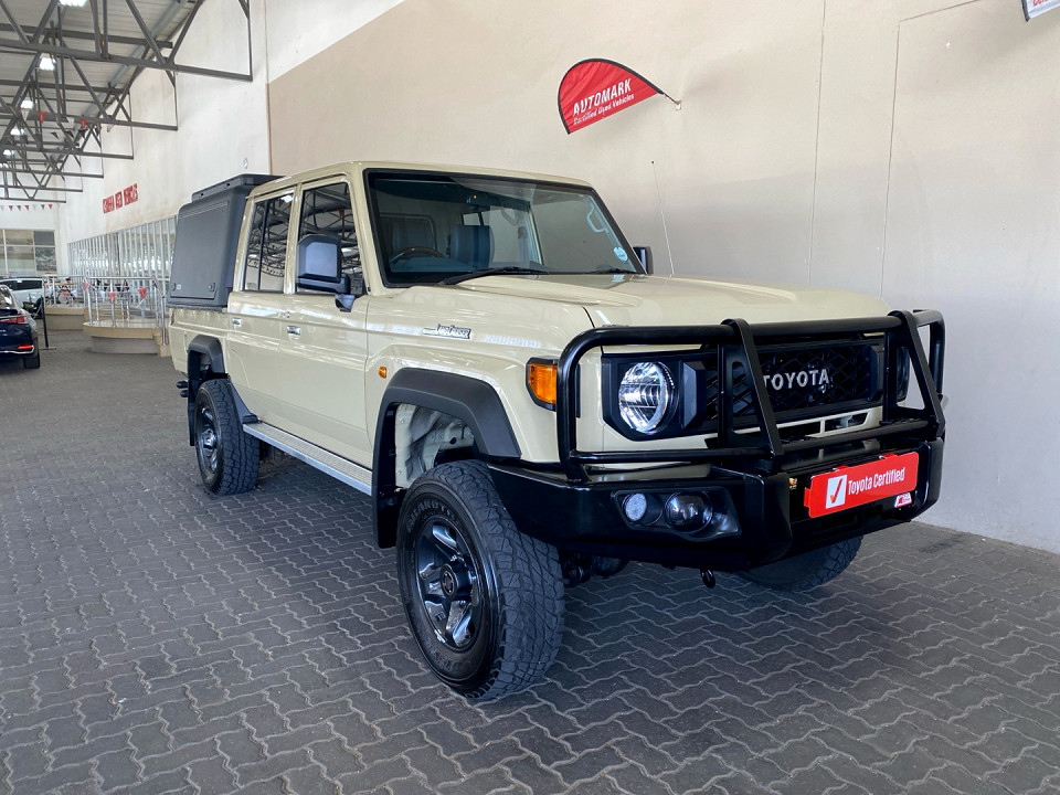 TOYOTA LAND CRUISER 79 2.8 GD-6 P/U D/C A/T, image 1