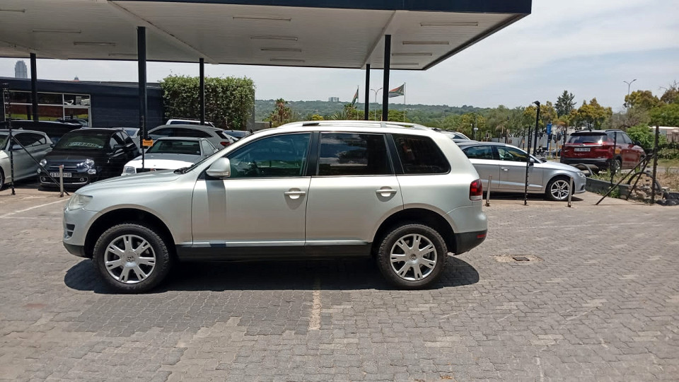 Volkswagen Touareg 3.0 TDI V6 Tiptronic, image 2