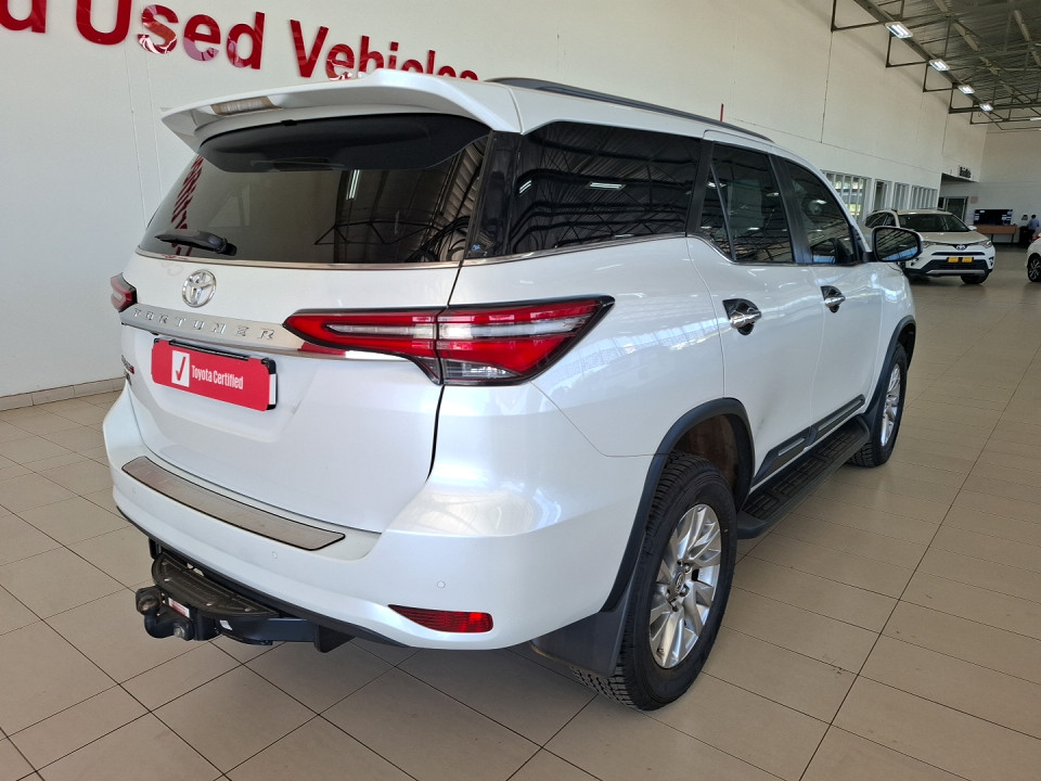 Toyota Fortuner 2.8GD-6 VX A/T, image 2