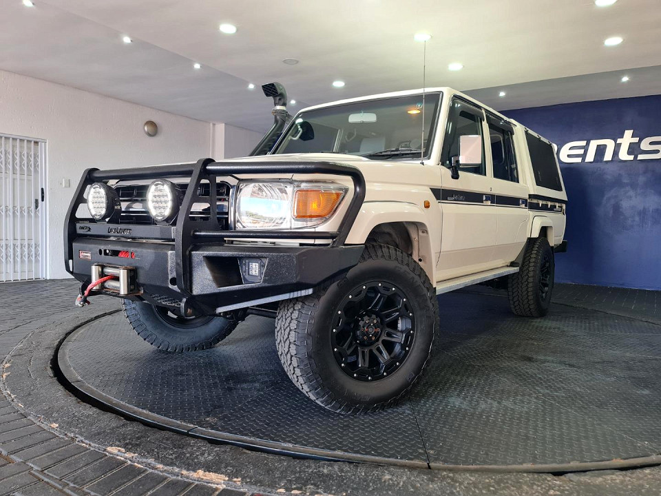 Toyota Land Cruiser 79 4.5D V8 P/U D/C, image 2