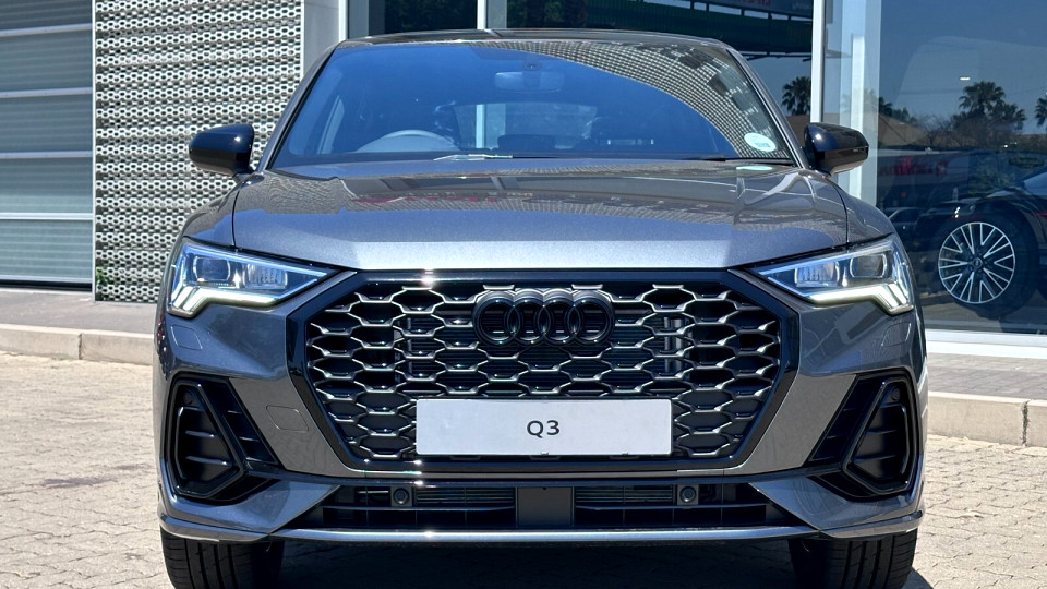 AUDI Q3 SPORTBACK 35 TFSI BLACK EDITION, image 2