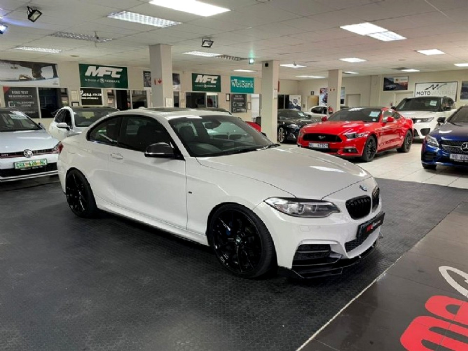 BMW M235i coupe auto, image 1