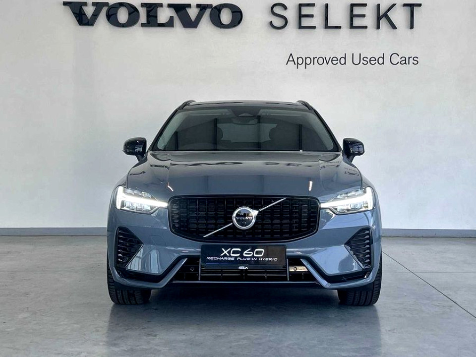 VOLVO XC60 T8 TWIN ENGINE R-DESIGN AWD, image 2