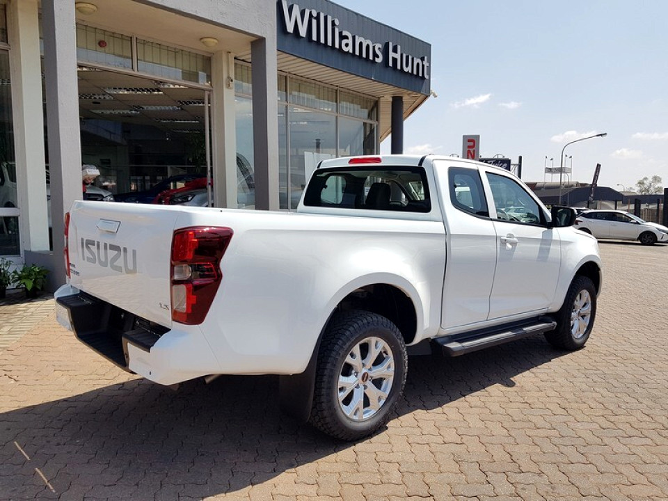 ISUZU D-MAX 1.9 Ddi HR LS A/T E-CAB, image 2