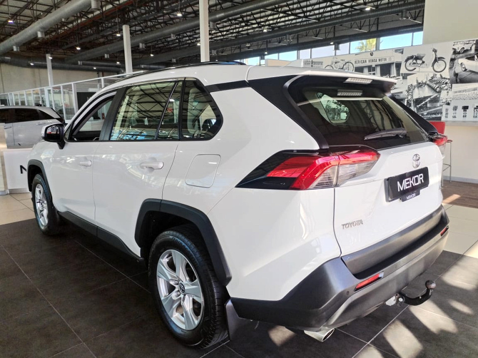 TOYOTA RAV4 2.0 GX CVT, image 2