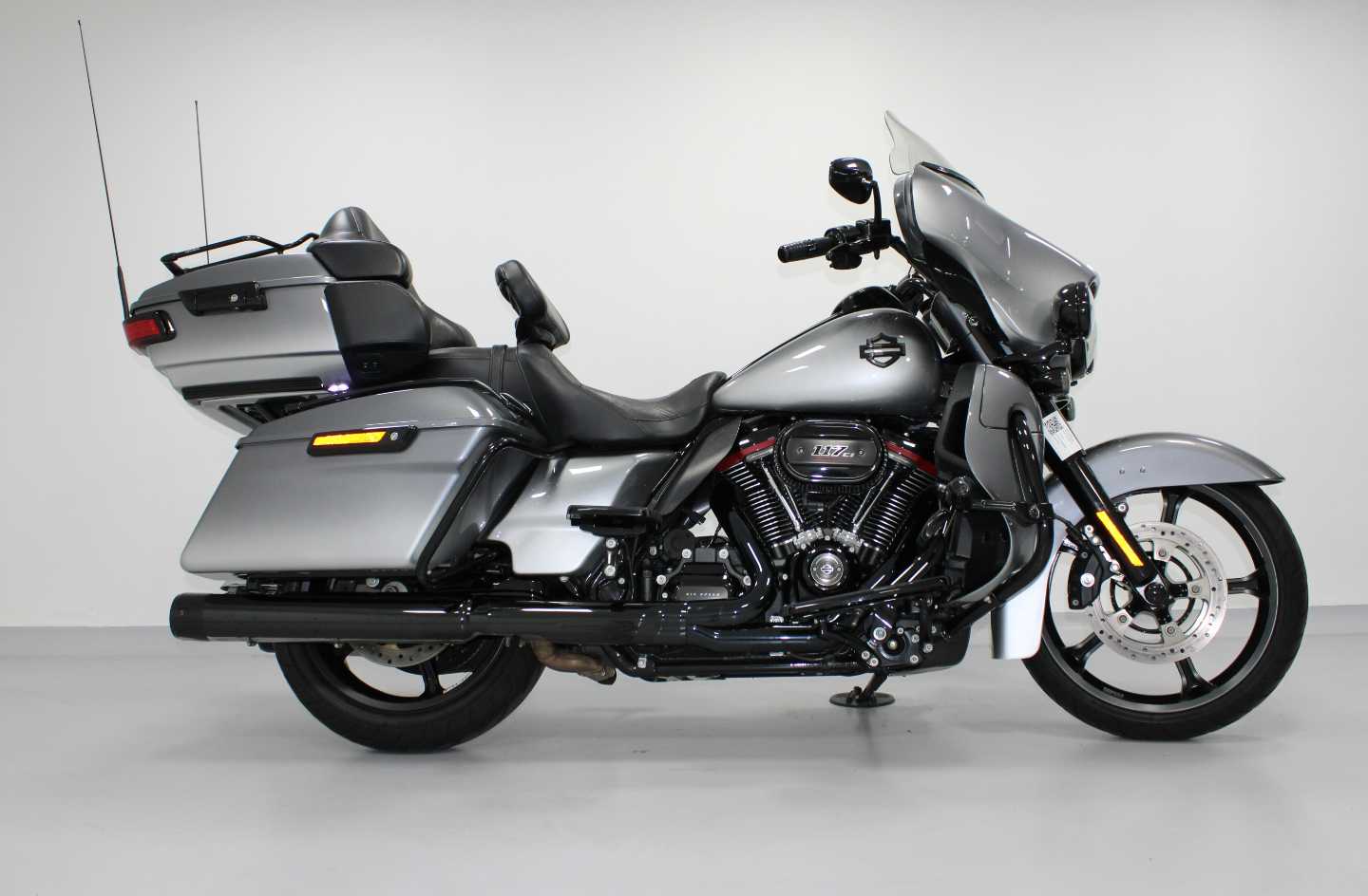 HARLEY DAVIDSON ULTRA LIMITED 114, image 1