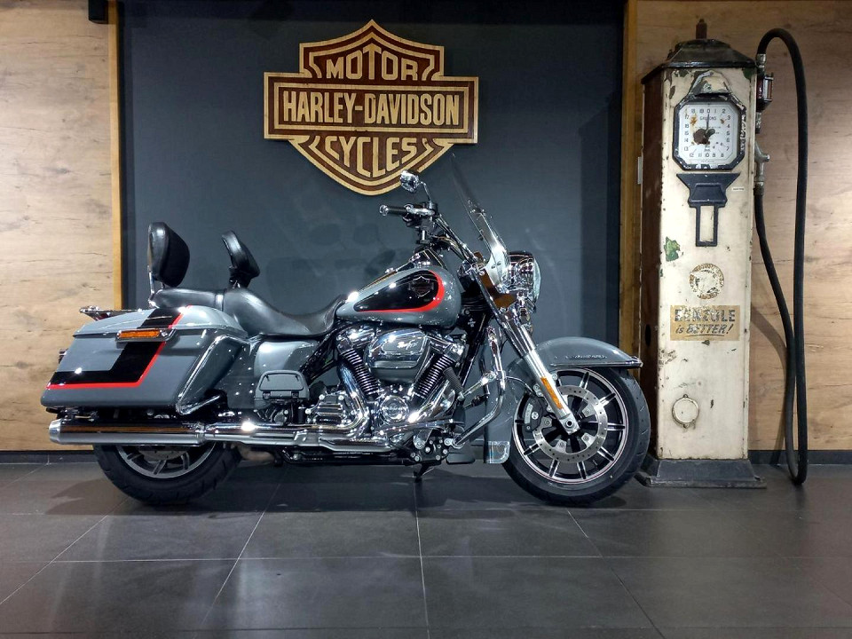 HARLEY DAVIDSON ROAD KING CLASSIC, image 1