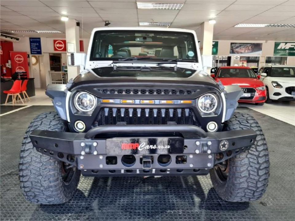 JEEP WRANGLER SAHARA 3.6L V6 A/T 2DR, image 2