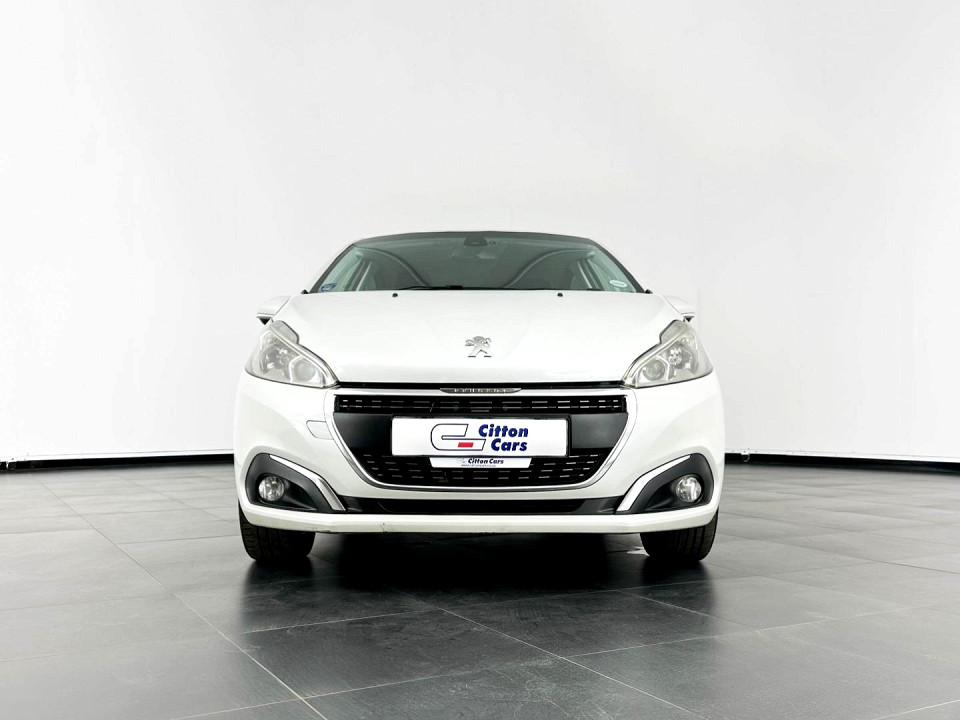 PEUGEOT 208 ALLURE 1.2 PURETECH 5DR, image 2