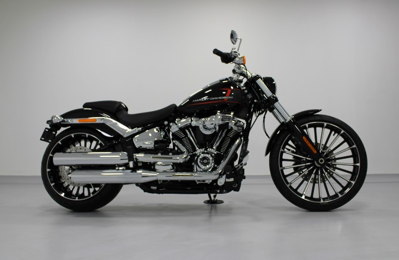 HARLEY DAVIDSON SOFTAIL BREAKOUT 117, image 1