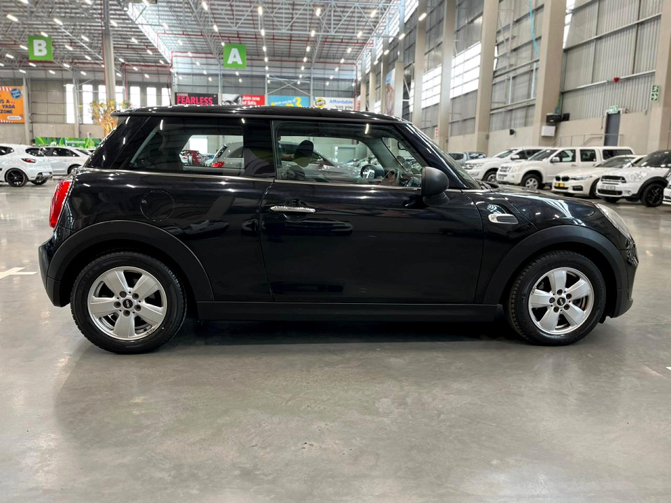 MINI COOPER, image 2