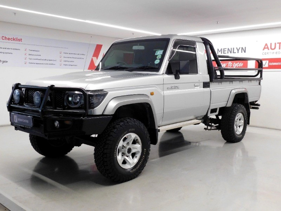 Toyota Land Cruiser 79 4.0 V6, image 1