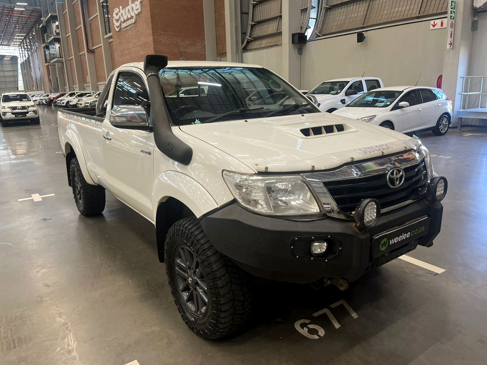 Toyota Hilux 3.0 D-4D Raider 4X4 P/U S/C, image 1