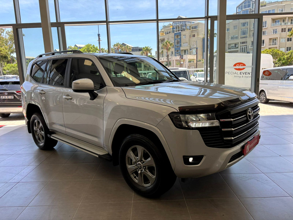 TOYOTA LANDCRUISER 300 V6 3.3D GX-R, image 1