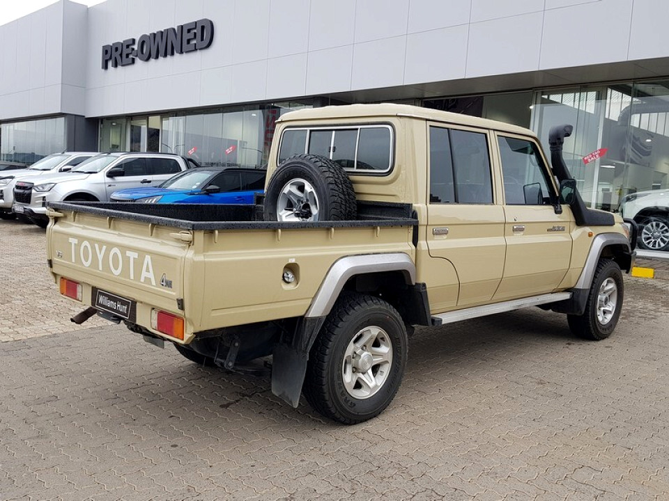 Toyota Land Cruiser 79 4.0 V6 double cab, image 2