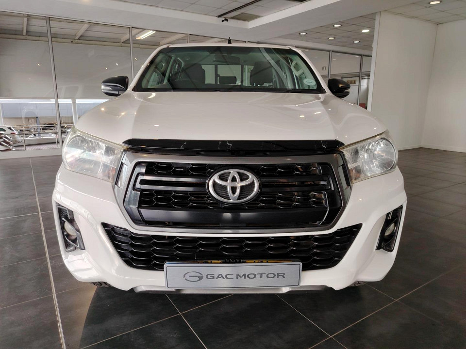 Toyota Hilux 2.4GD-6 double cab 4x4 SRX auto, image 2