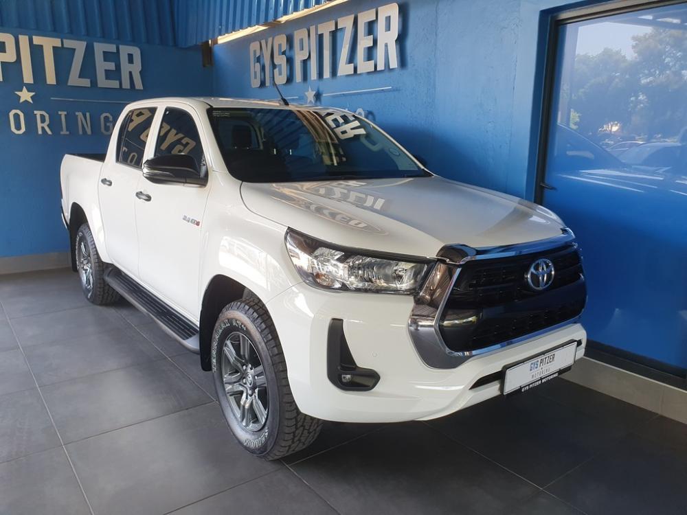 Toyota Hilux Double Cab 2.4GD6 RB Raider MT, image 1