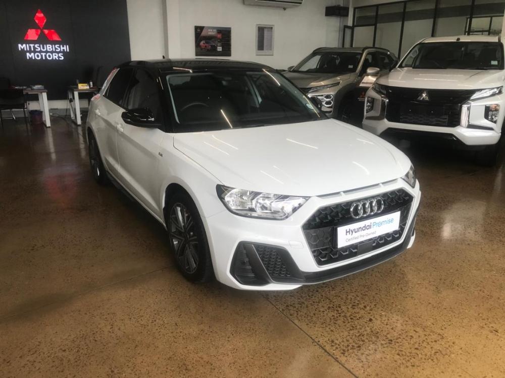 Audi A1 Sportback 30TFSI S line, image 1