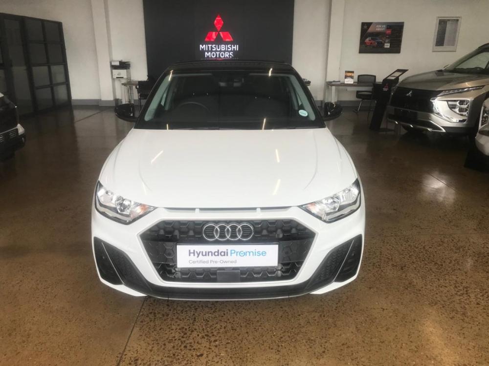 Audi A1 Sportback 30TFSI S line, image 2