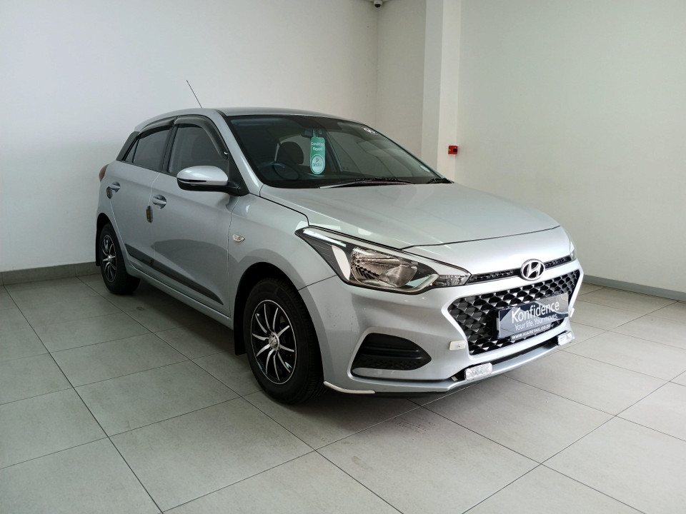 HYUNDAI i20 1.4 FLUID A/T, image 1