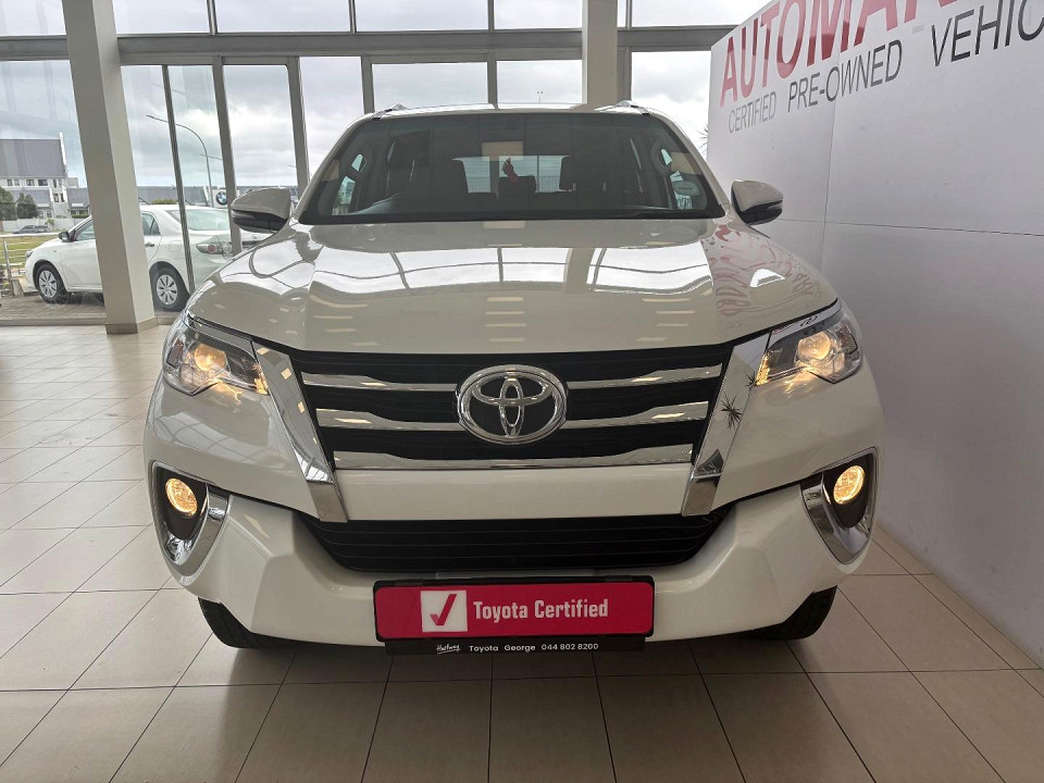 TOYOTA FORTUNER 2.4GD-6 R/B, image 2