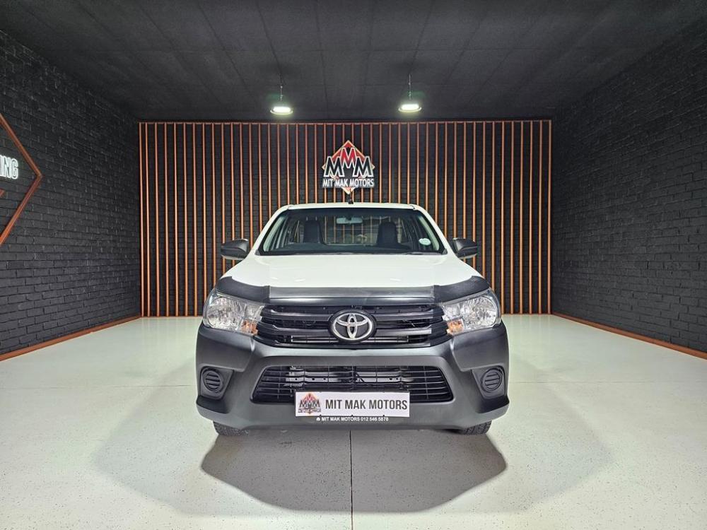 Toyota Hilux 2.4GD S A/C 5MT, image 2