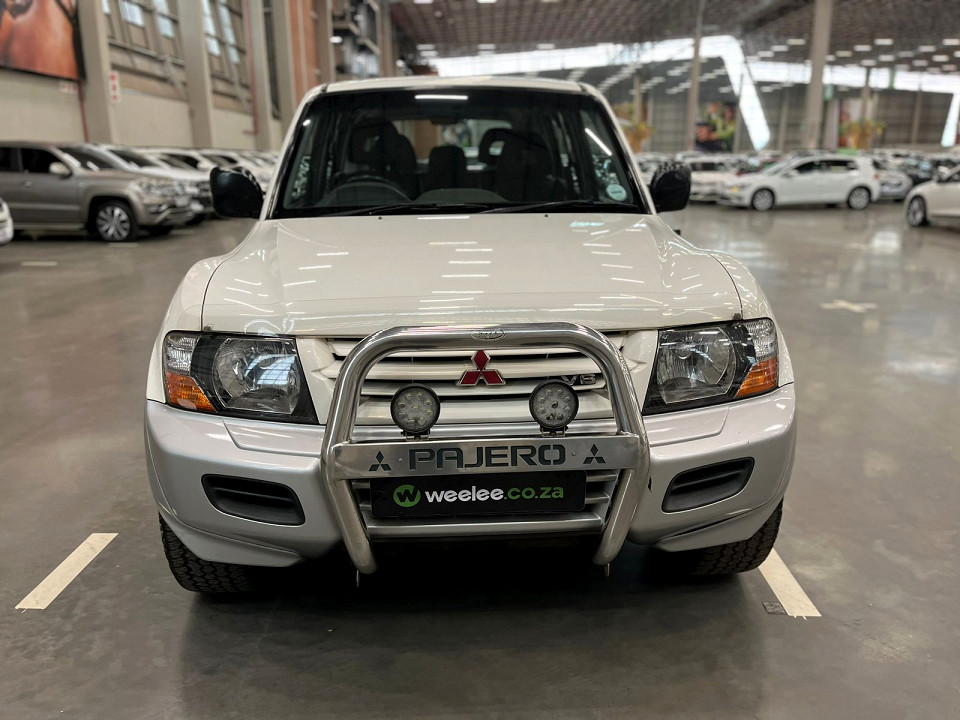 MITSUBISHI PAJERO 3500i A/T 5Dr, image 2