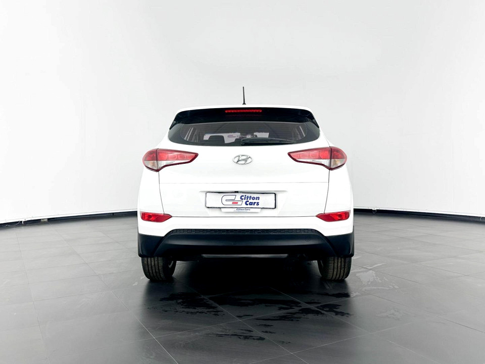 HYUNDAI TUCSON 2.0 PREMIUM, image 2