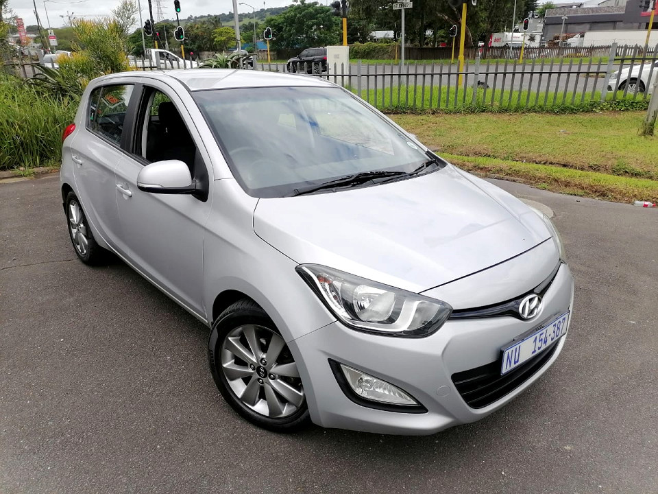 HYUNDAI i20 1.4 GLIDE, image 2