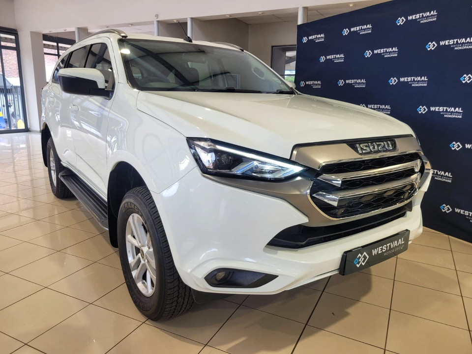 ISUZU MU-X 3.0D LS A/T, image 1