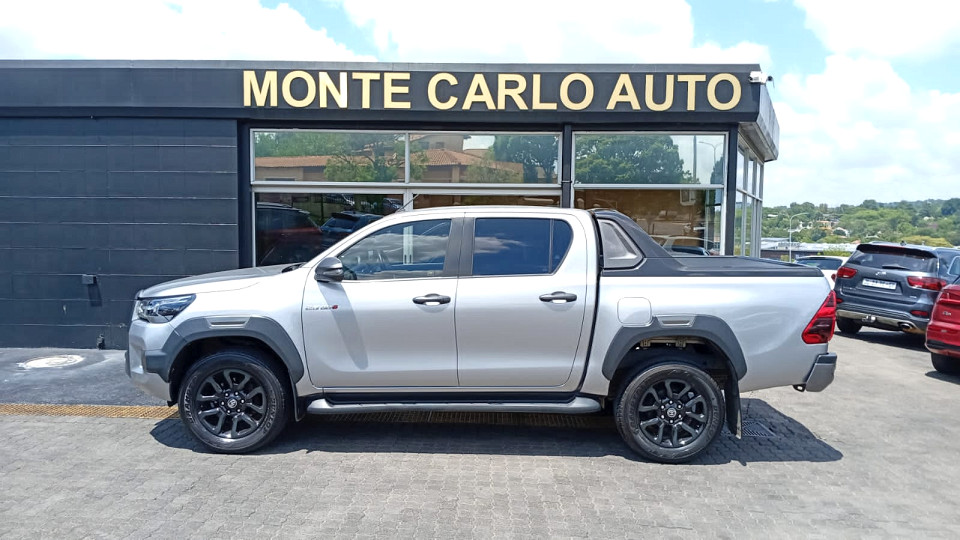 TOYOTA HILUX 2.8 GD-6 RB 21 LEGEND RS 4X4 A/T P/U D/C, image 2