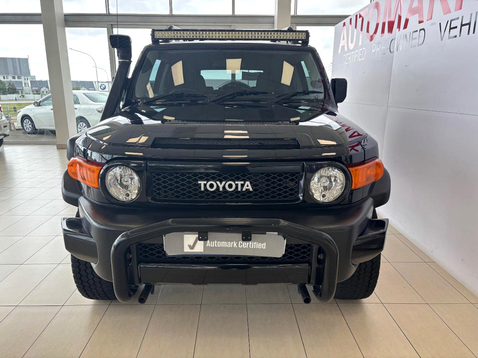 TOYOTA L/CRUISER FJ 4.0 V6 CRUISER, image 2