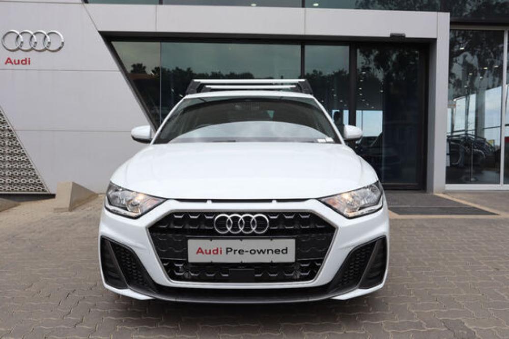 Audi A1 Sportback 30TFSI S line, image 2