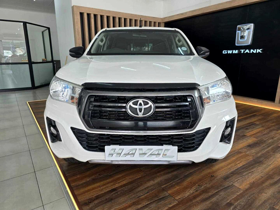 Toyota Hilux 2.4GD-6 double cab 4x4 SRX auto, image 2