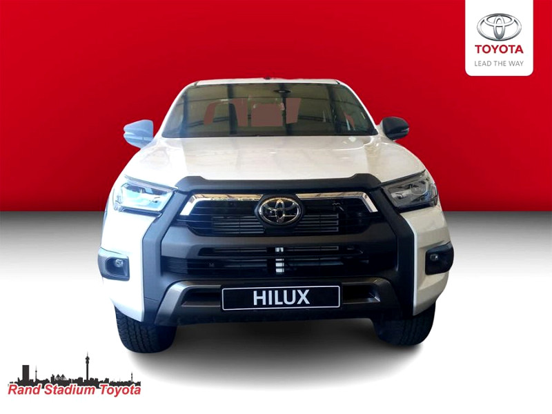 TOYOTA HILUX 2.8 GD-6 RB LEGEND A/T P/U E/CAB, image 2