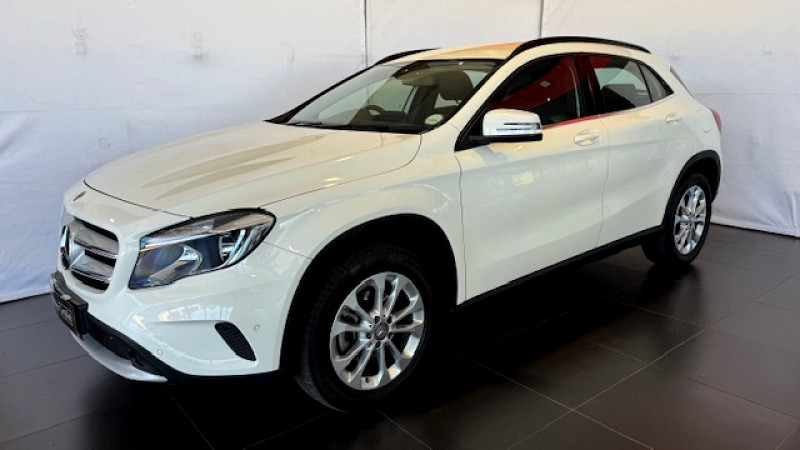 MERCEDES-BENZ GLA 220 CDI A/T 4MATIC, image 2