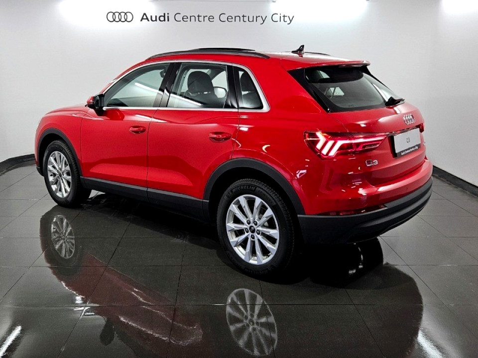 AUDI Q3 35 TFSI S TRONIC URBAN EDITION, image 2