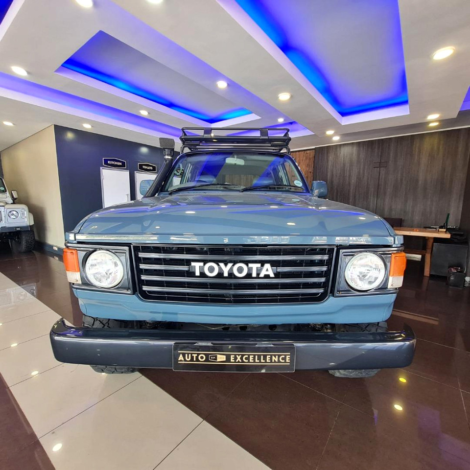 TOYOTA LAND CRUISER S/W P GX, image 2