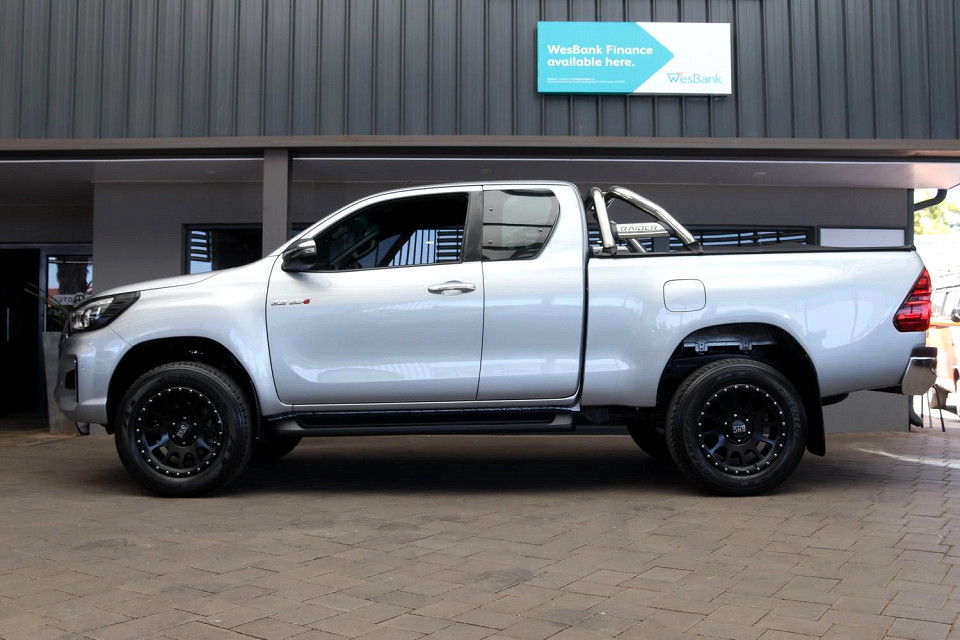 TOYOTA HILUX 2.8 GD-6 RB RAIDER A/T P/U E/CAB, image 2