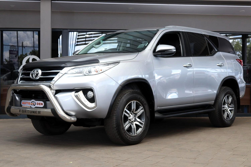 TOYOTA FORTUNER 2.4GD-6 R/B A/T, image 1